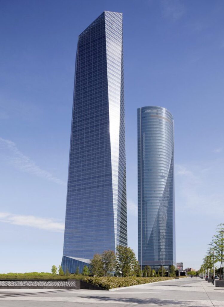 cesar pelli, arquitecto, obras, atelierjom, valencia arquitectura